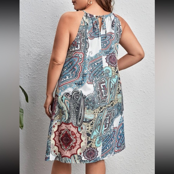 Boho Floral Paisley Print Halter Dress - Picture 2 of 3